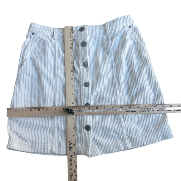 Abercrombie & Fitch Corduroy Skirt Mini Button Front size small - Picture 5 of 5